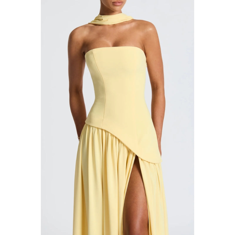 Kobiece Wieczorowe Sukienka Bez Ramiączek - Elegancka Asymetryczna Sukienka Maxi z Wysokim Rozporkiem