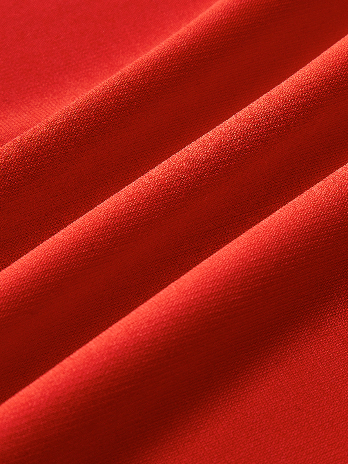 Dopasowana Sukienka Damska z Guzikami i Okrągłym Dekoltem