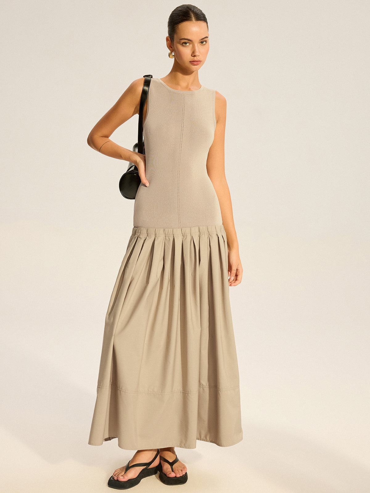 Elegance - Stylowa lekko rozciągliwa sukienka midi zzianinowym topem i plisowanym dołem