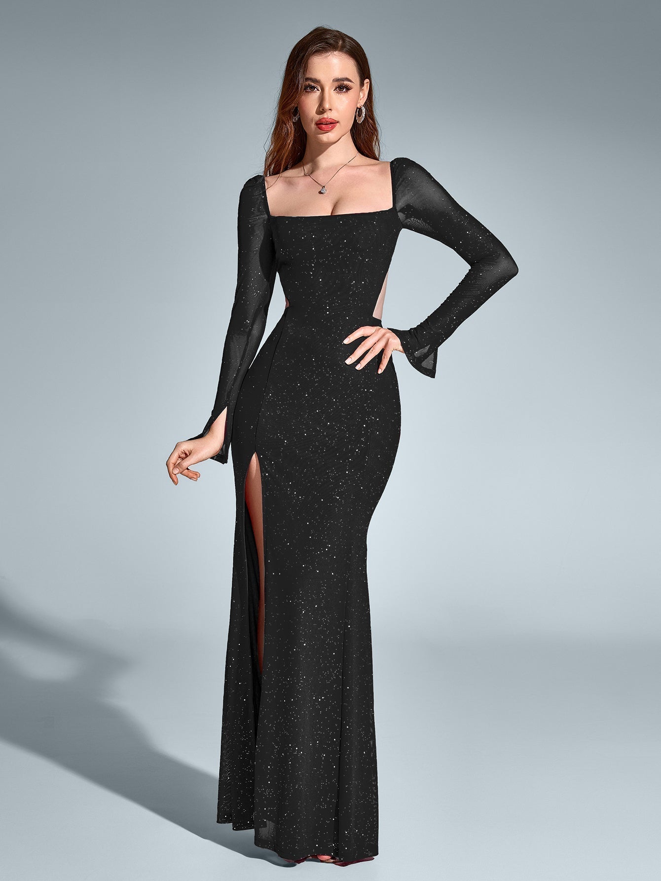 Błyszcząca sukienka maxi z wycięciami na plecach – lśniąca, dopasowana sukienka imprezowa z dołem w stylu syreny i rozcięciem na udzie