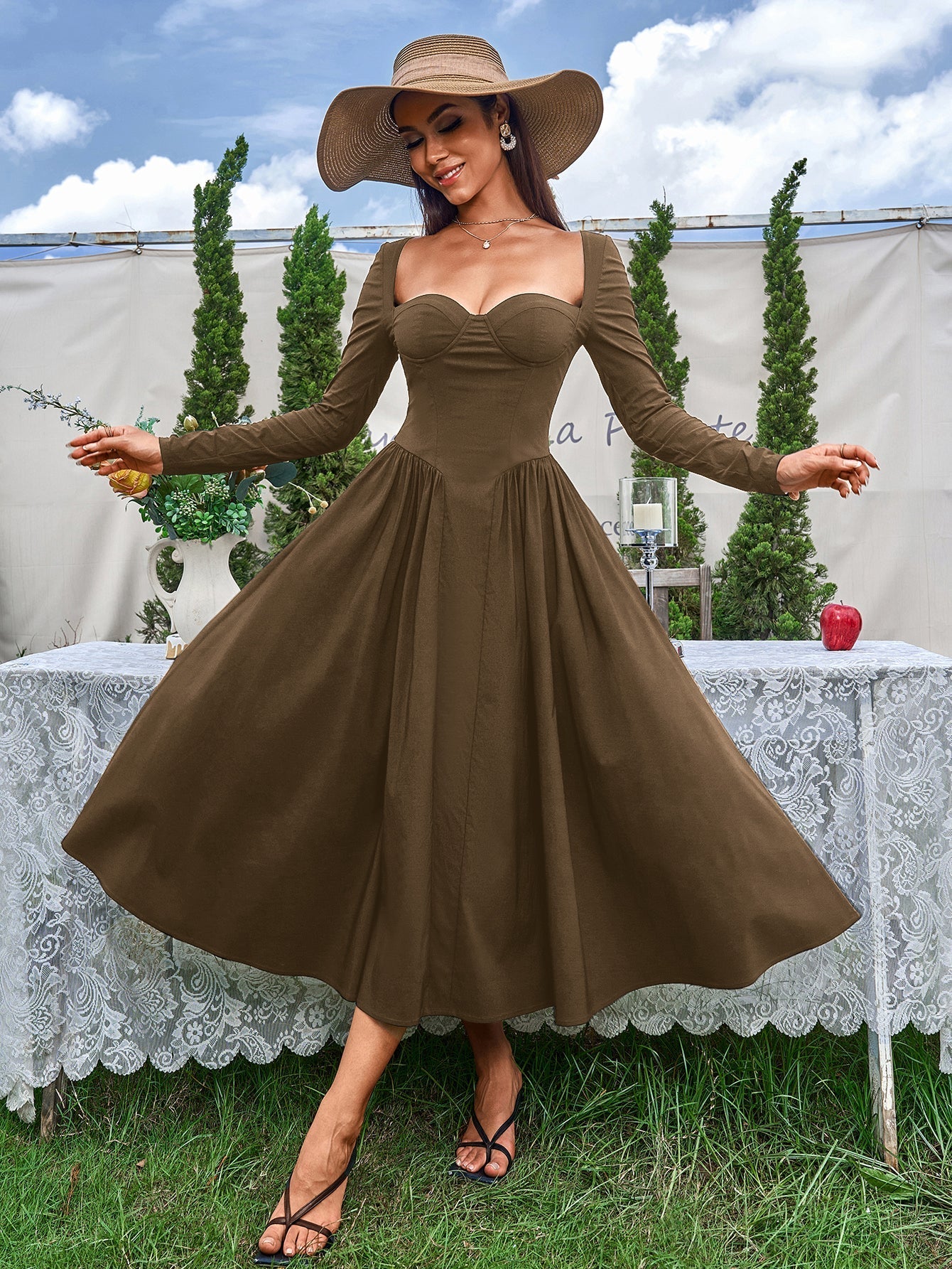 Sukienka maxi z długim rękawem i wiązaniem na plecach, o kroju litery A – elegancka, z dekoltem w kształcie serca i marszczeniami