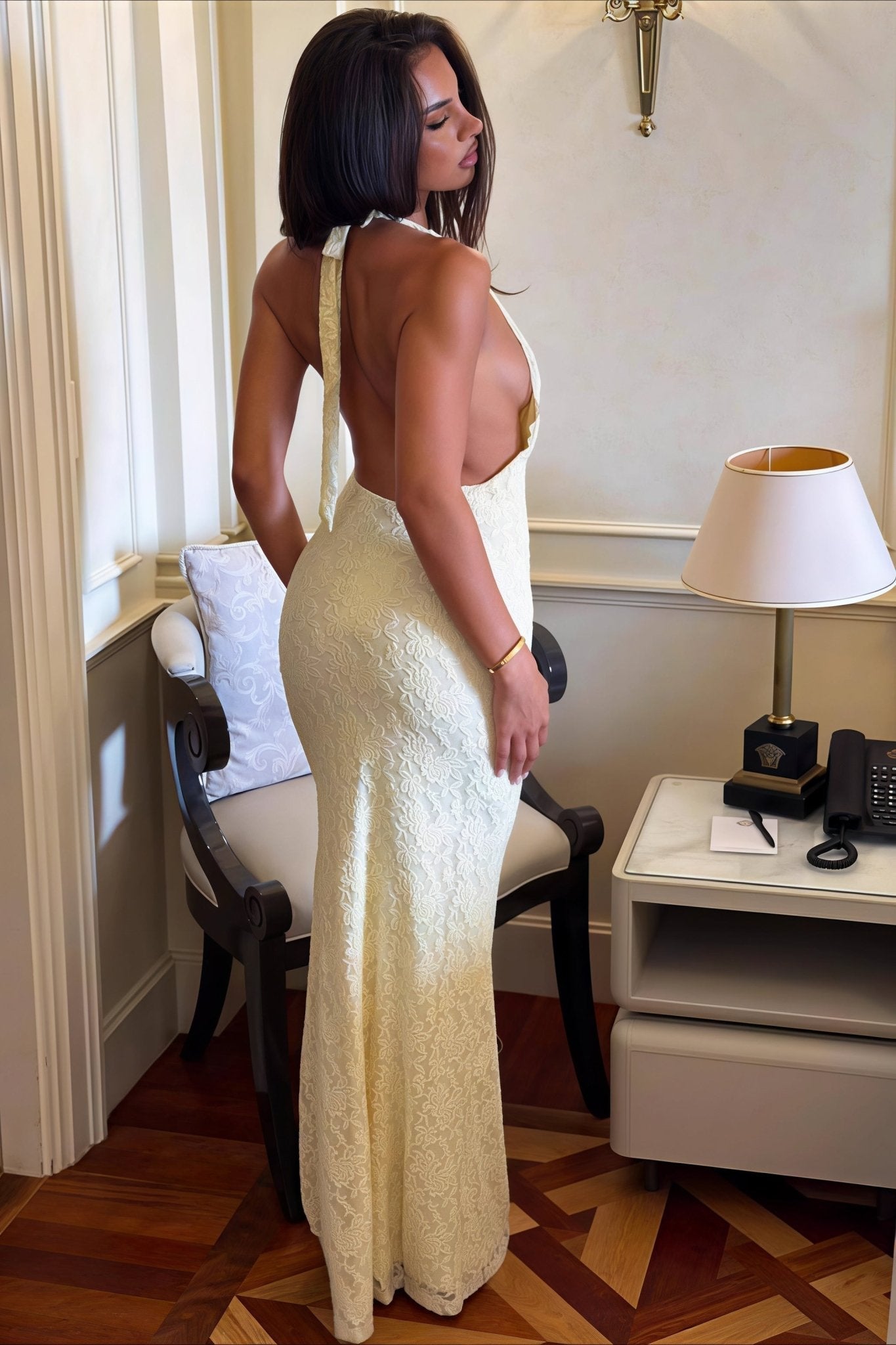 Bianca Koronkowa Sukienka Halter Bodycon Maxi