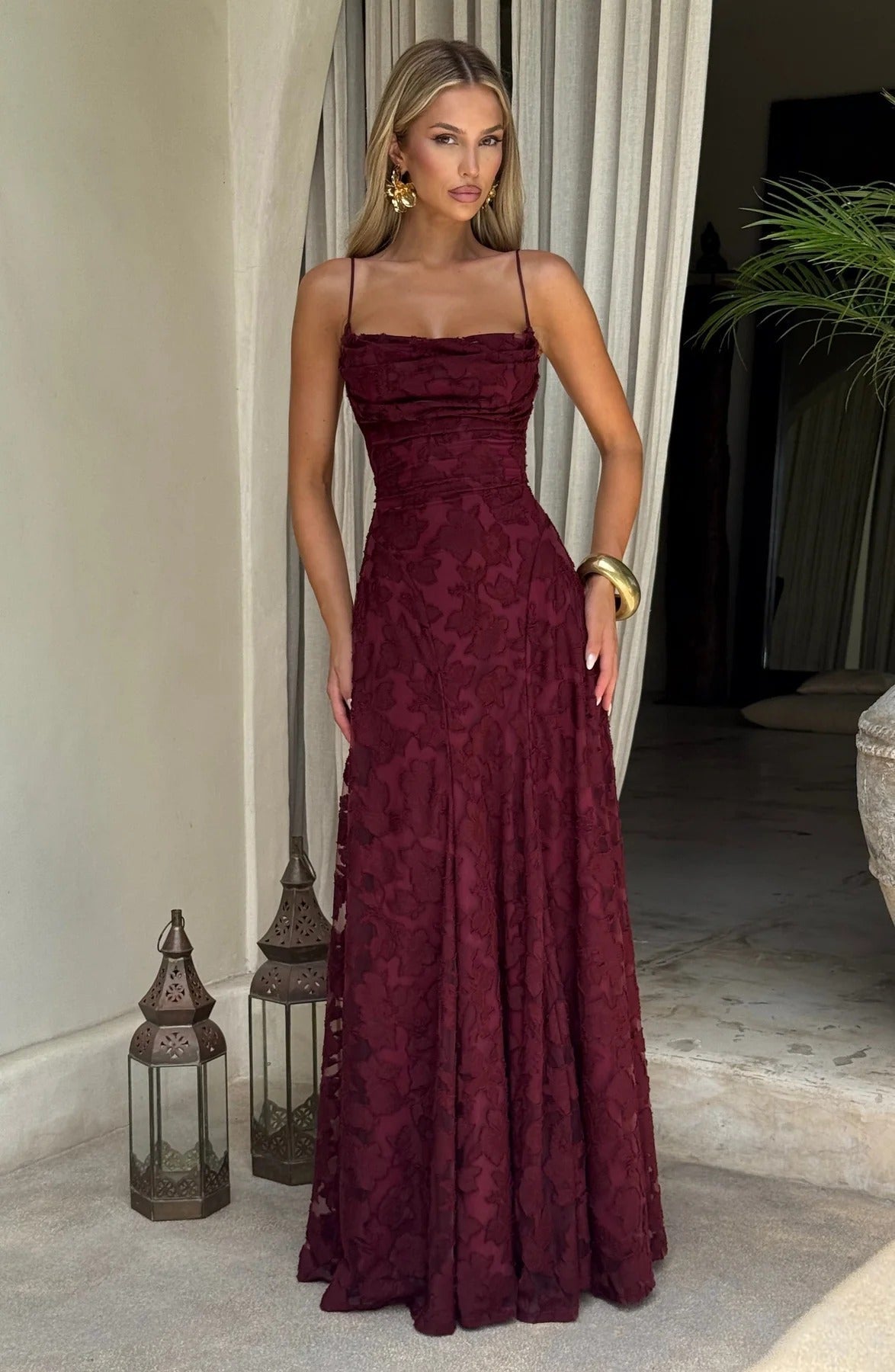 Brielle Bezrękawne Maxi Sukienka w Kwiaty