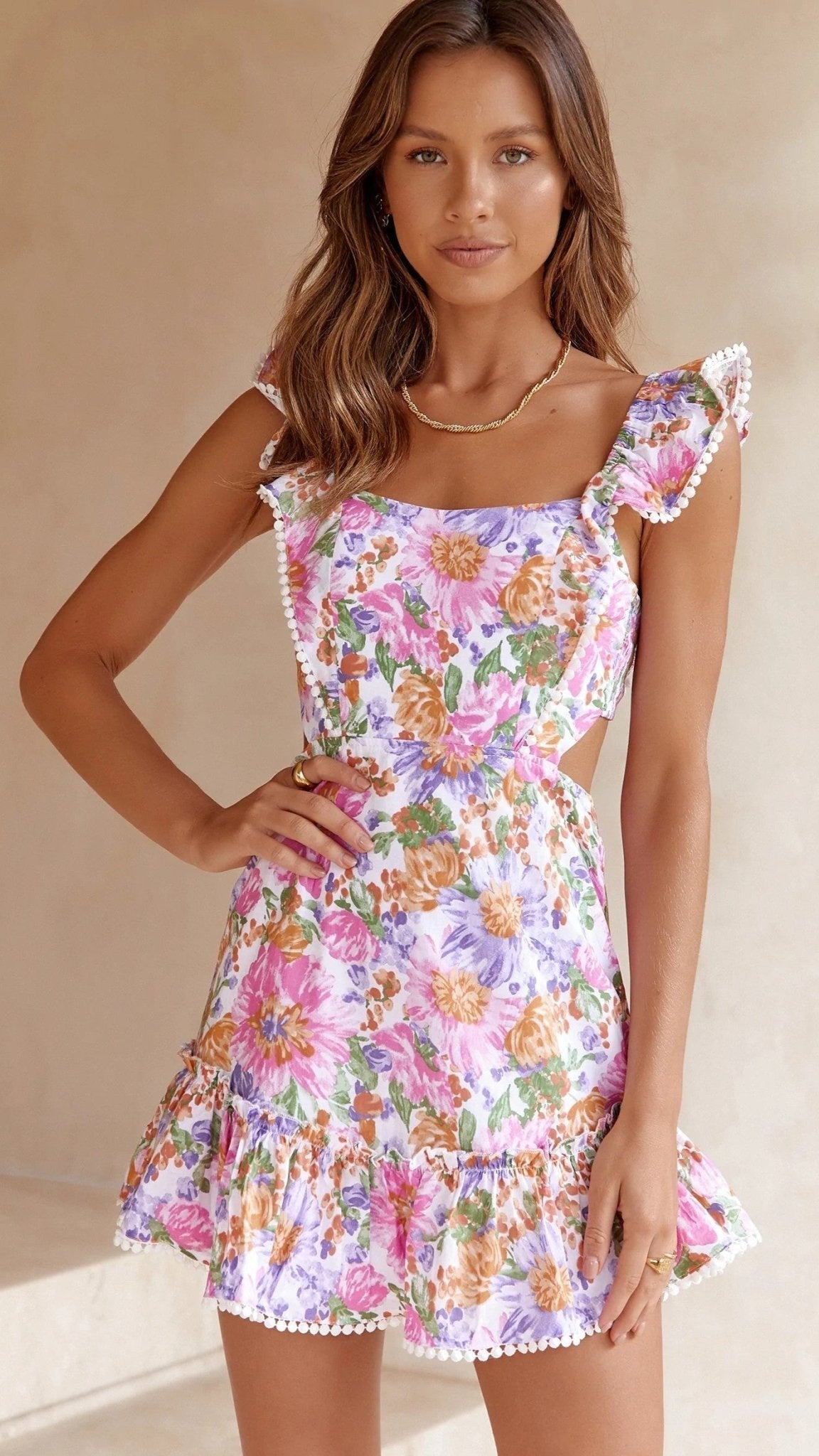 Sukienka Minikleid Carmina Florales z wiązaniem na plecach
