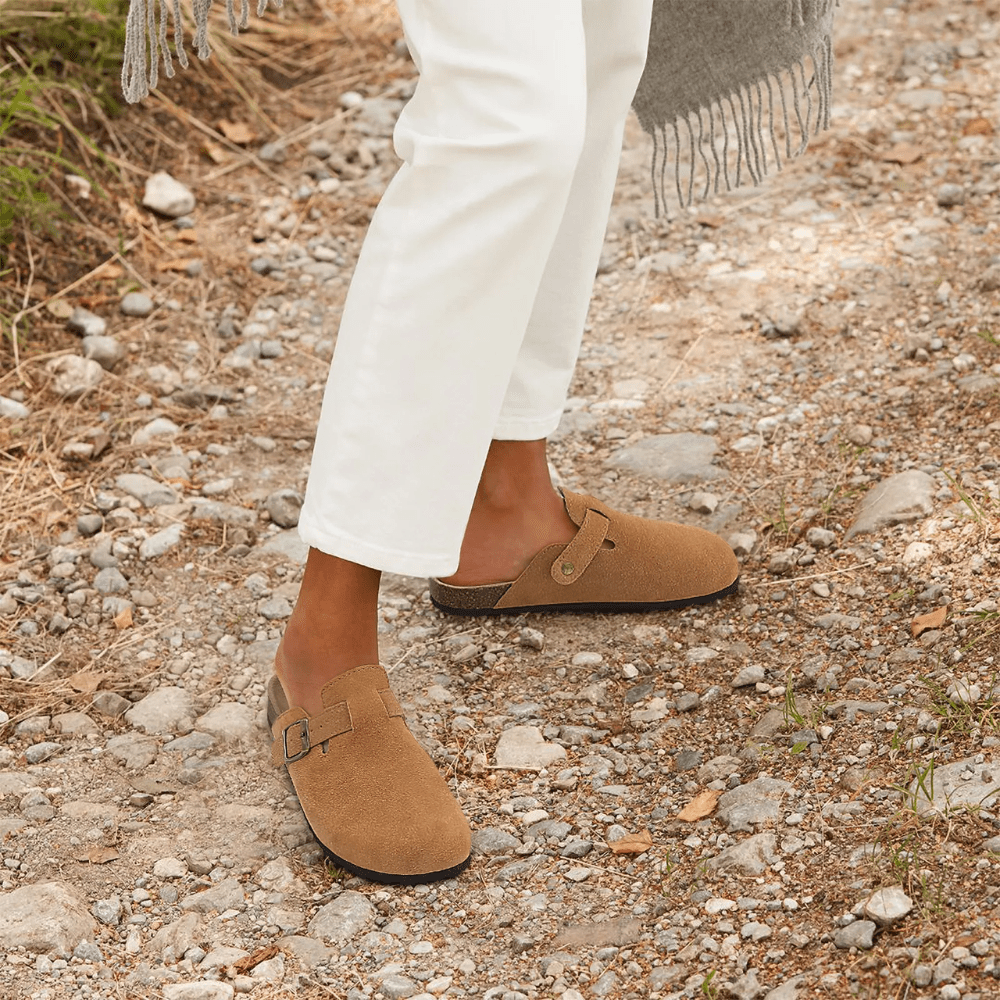 Sandały Minerva Slip-on z regulowanym zapięciem