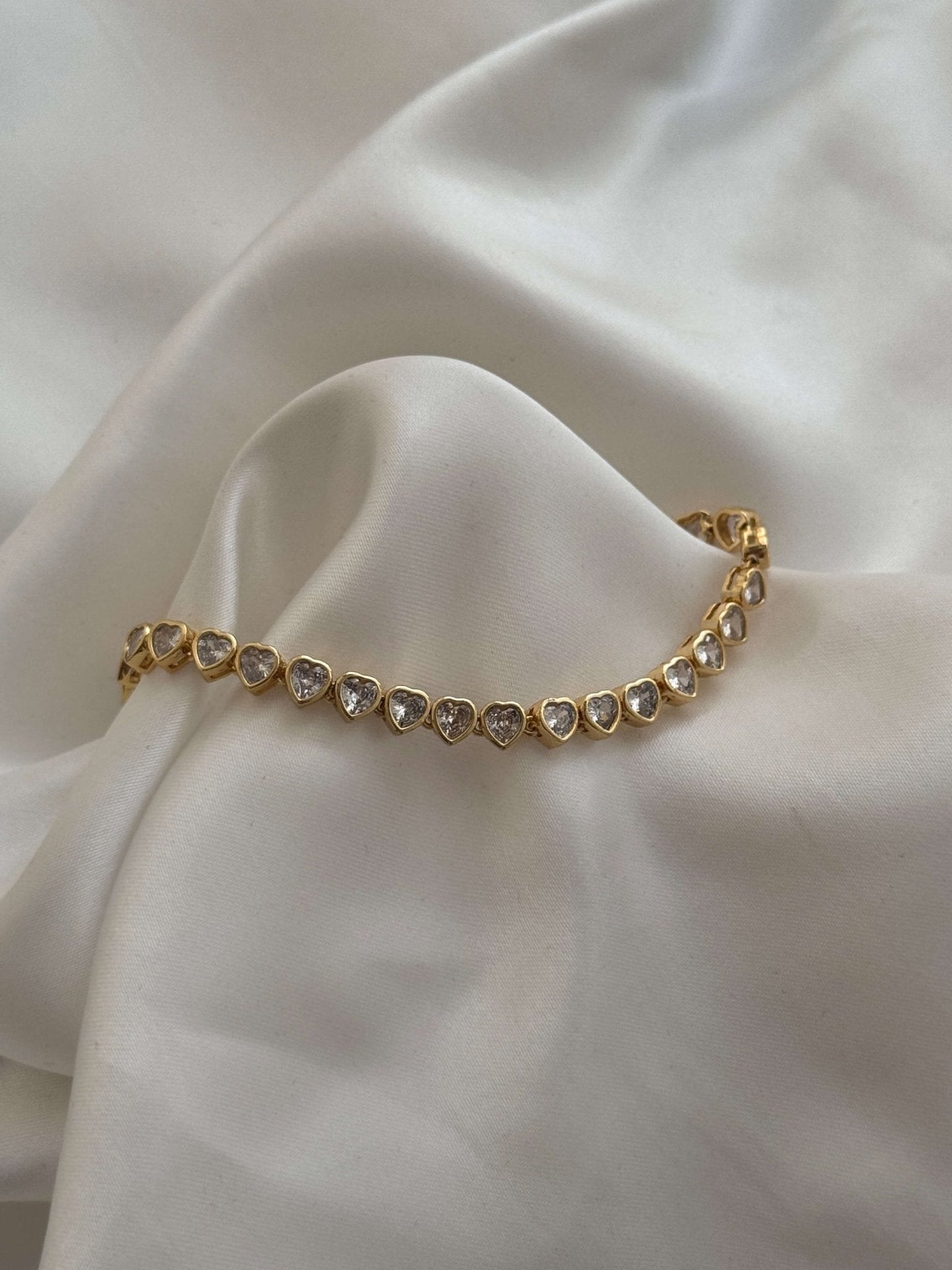 Arabella Herzförmig geschliffenes Zirkonia Tennisarmband