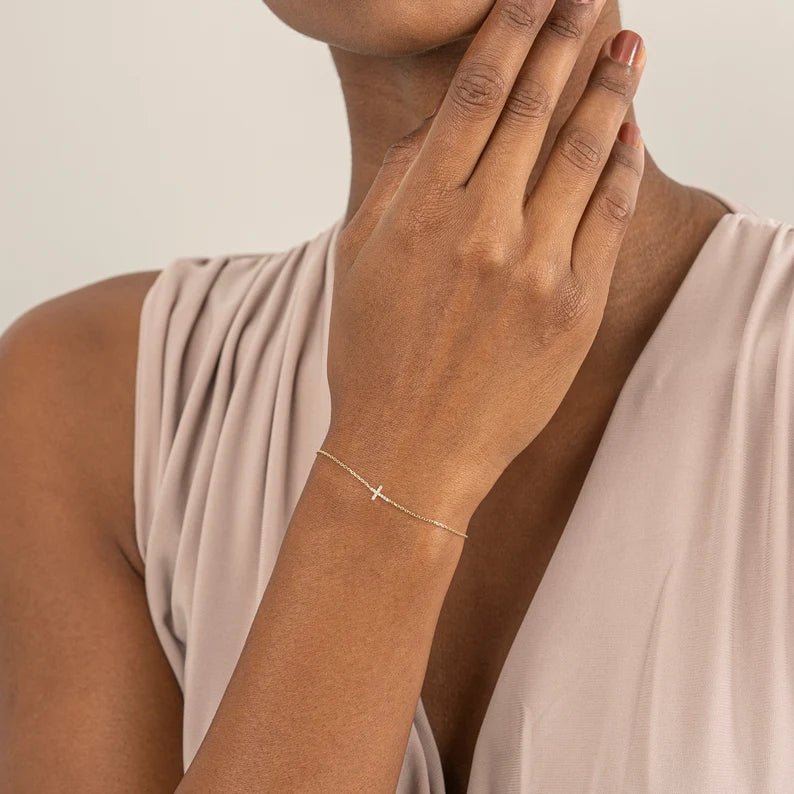 Chloe Kreuz Armband