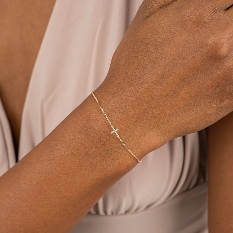 Chloe Kreuz Armband