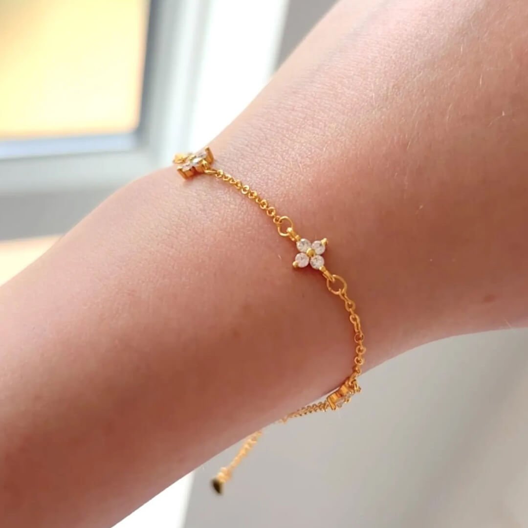 Dina Strass Blumenketten-Armband