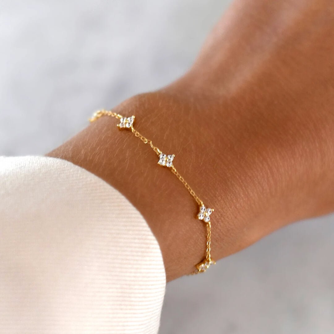 Dina Strass Blumenketten-Armband