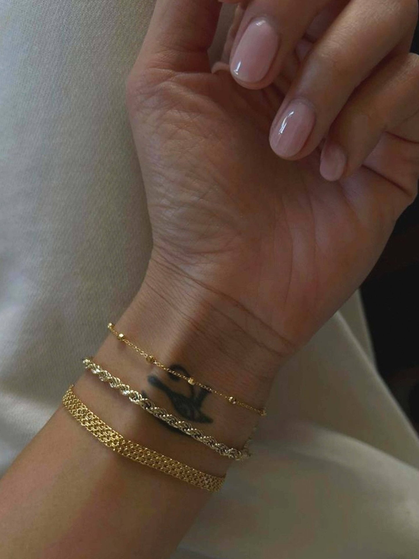 Gewölbtes Mesh-Kettenarmband