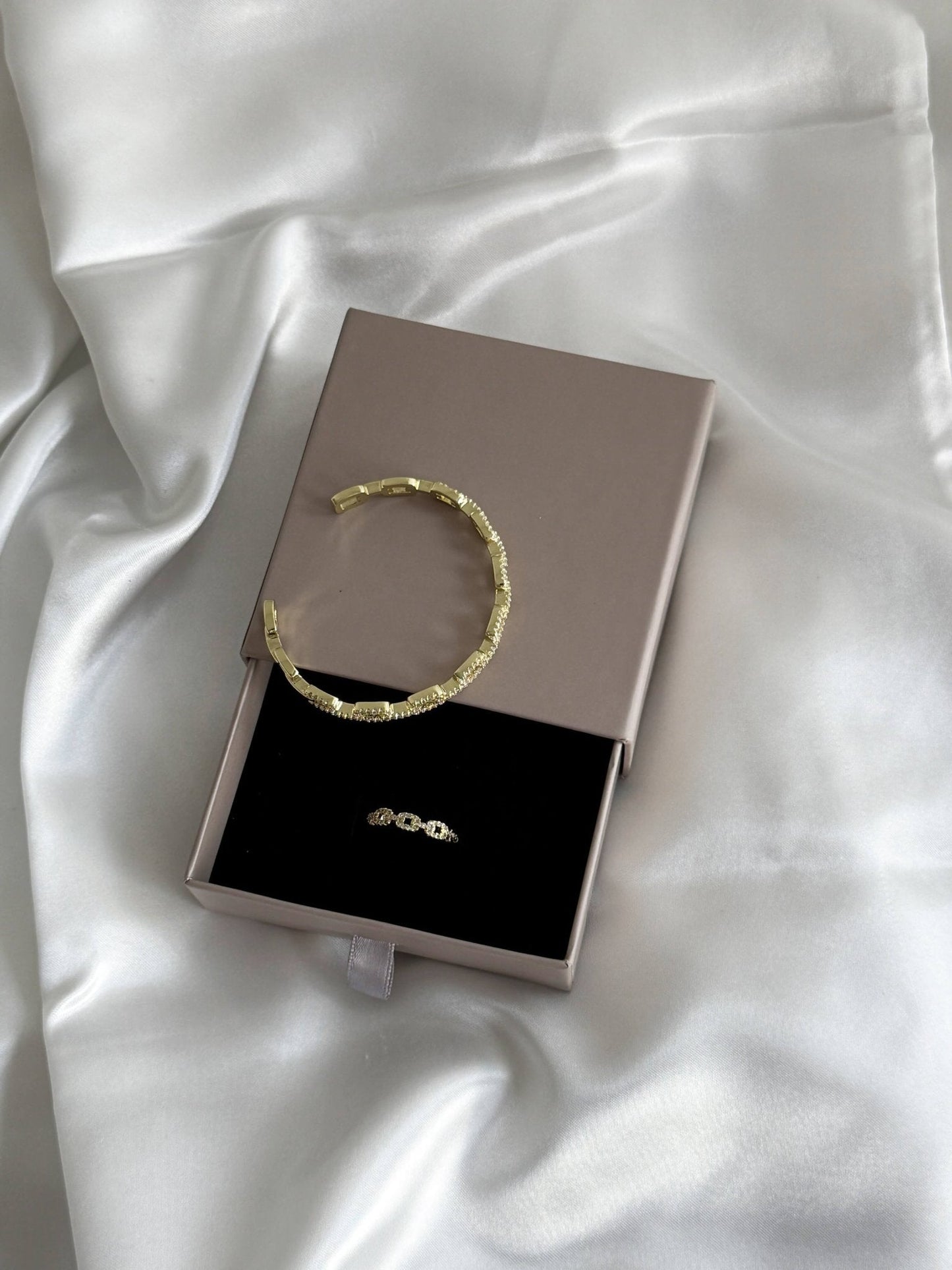 Fenella Verstellbares Zirkonia-Glieder-Ring- & Armband-Set