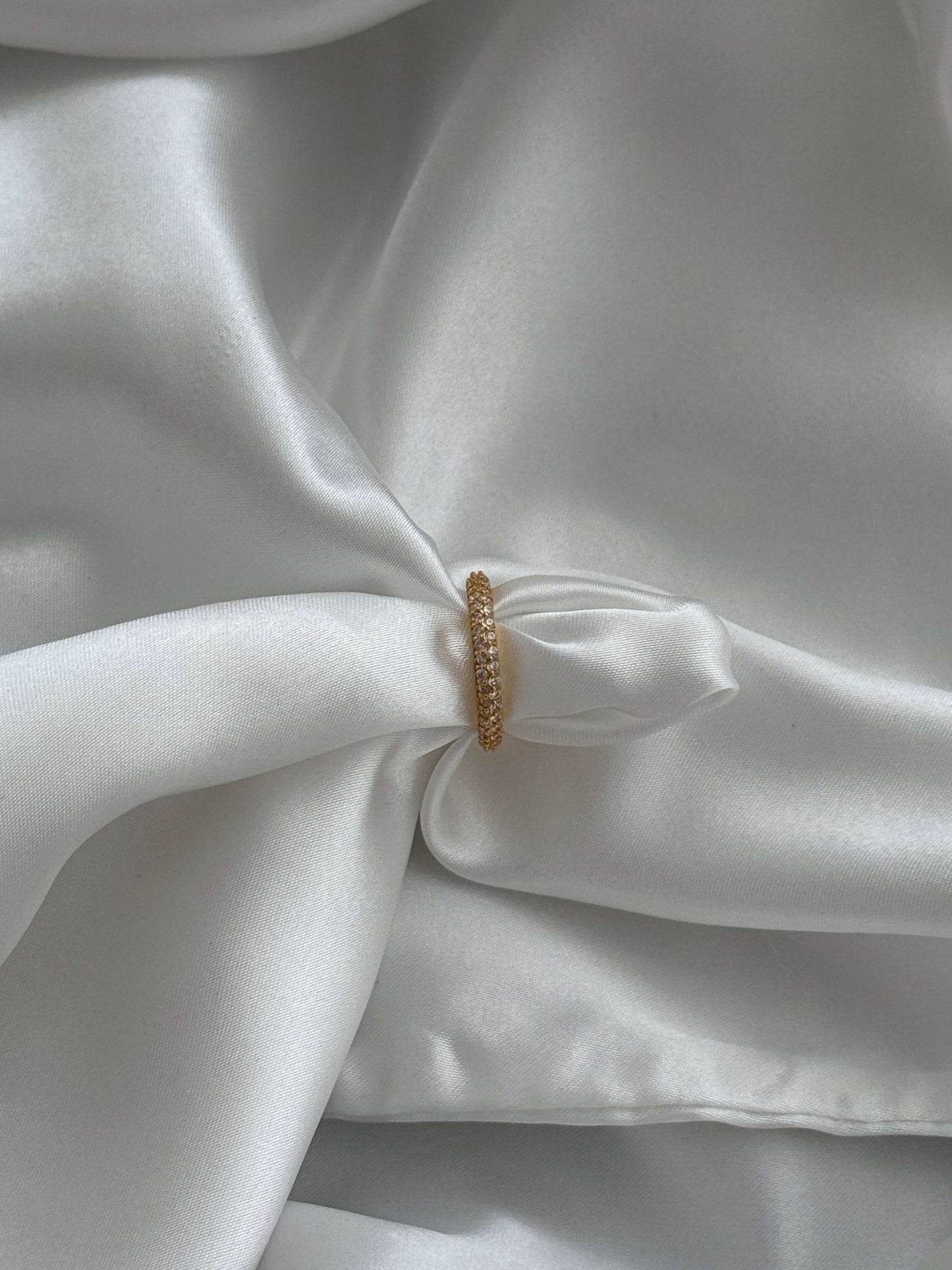 Zeya Crown-Edge Strass-Bandring